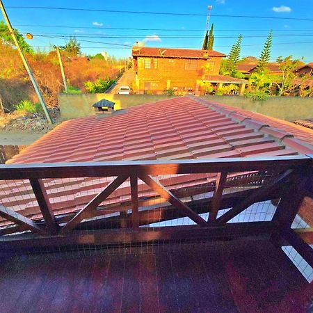 Chale Aconchegante Com Vista Para Piscina Гравата Екстериор снимка